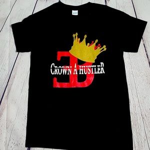 Crown a hustler tee